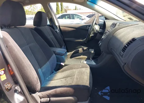 2009 Nissan Altima 2.5 S from USA, damaged, VIN 1N4AL21E39N401517